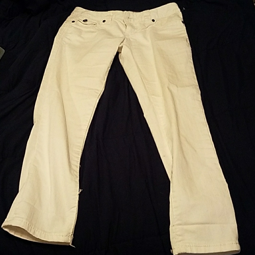 Size 1/2 Maurices Capris